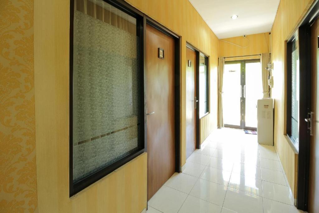 Tuban Torres Accommodation Kuta Lombok Exteriér fotografie