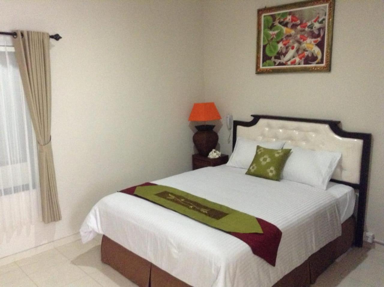 Tuban Torres Accommodation Kuta Lombok Exteriér fotografie